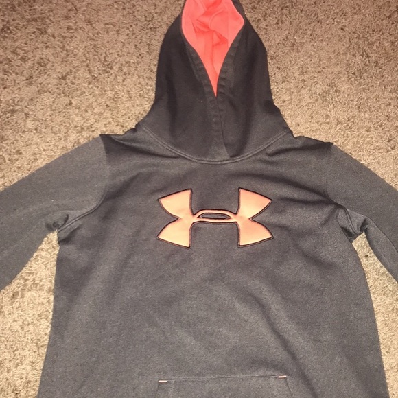 Under armor hoodie - Picture 1 of 1
